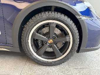 PORSCHE 911 2024 Image 12