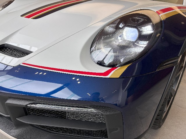 PORSCHE 911 2024 Image 19