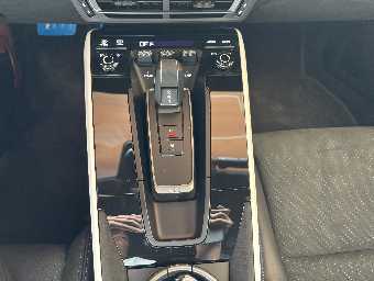 PORSCHE 911 2024 Image 36