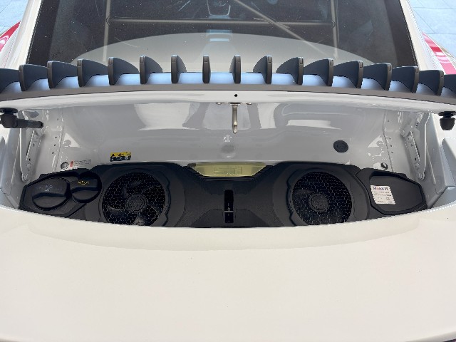 PORSCHE 911 2024 Image 44