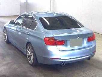 BMW 3 SERIES 2012 Image 2