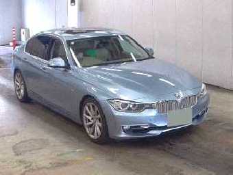 BMW 3 SERIES 2012 Image 4