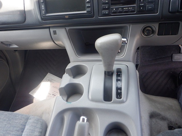 MAZDA BONGO FRIENDEE 2005 Image 21