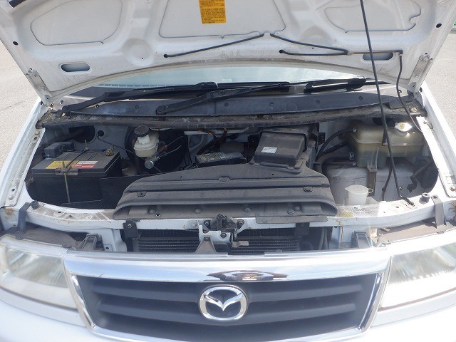 MAZDA BONGO FRIENDEE 2005 Image 28