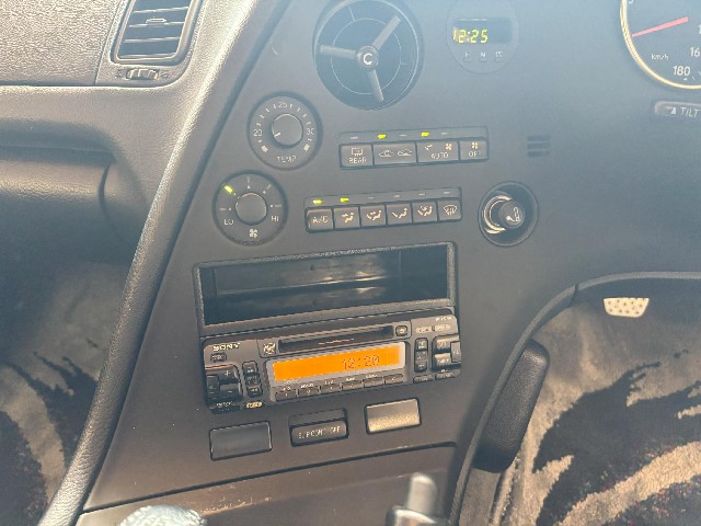 TOYOTA SUPRA 1994 Image 32