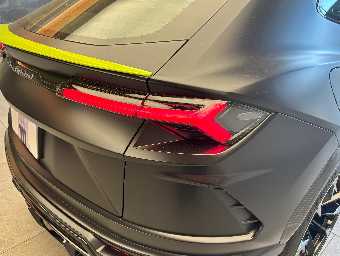 LAMBORGHINI URUS 2022 Image 14