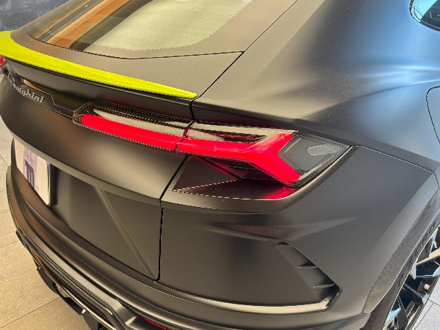 LAMBORGHINI URUS 2022 Image 20