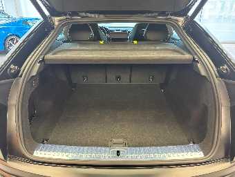 LAMBORGHINI URUS 2022 Image 21