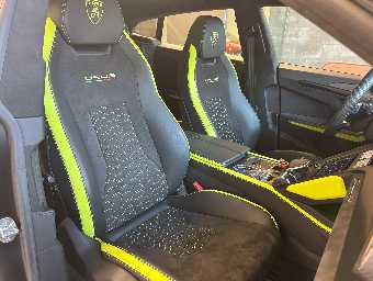 LAMBORGHINI URUS 2022 Image 25