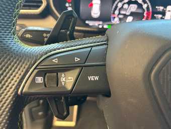 LAMBORGHINI URUS 2022 Image 34