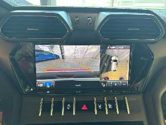 LAMBORGHINI URUS 2022 Image 38