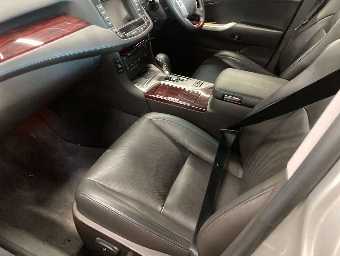TOYOTA CROWN HYBRID 2012 Image 12