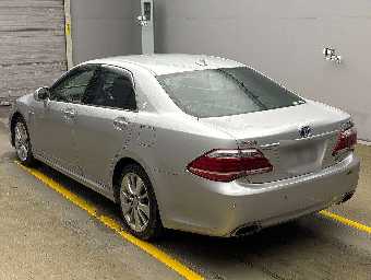 TOYOTA CROWN HYBRID 2012 Image 4