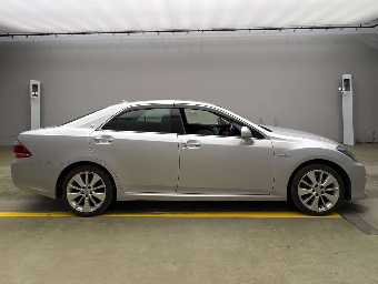 TOYOTA CROWN HYBRID 2012 Image 6