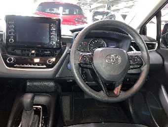 TOYOTA COROLLA TOURING 2020 Image 6
