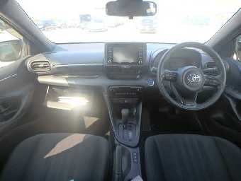 TOYOTA YARIS 2023 Image 12