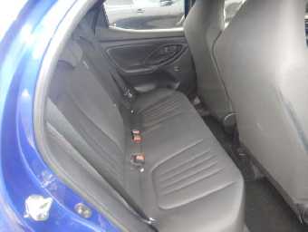 TOYOTA YARIS 2021 Image 11
