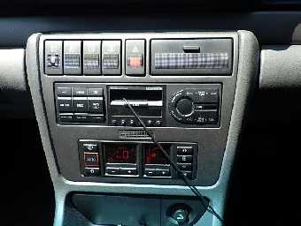 AUDI A4 1999 Image 9