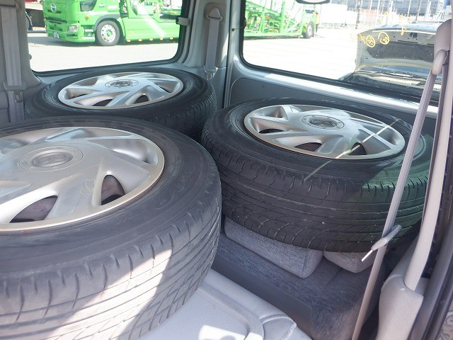 MAZDA BONGO FRIENDEE 2004 Image 30