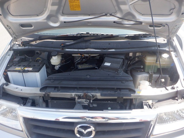 MAZDA BONGO FRIENDEE 2004 Image 35