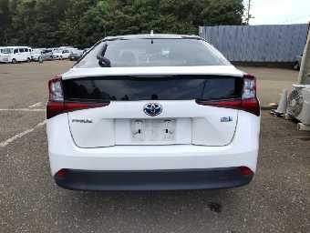 TOYOTA PRIUS 2019 Image 3