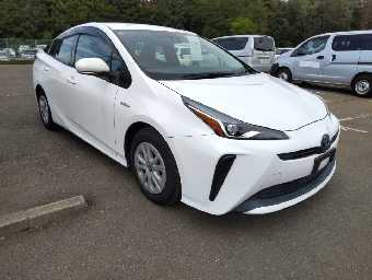 TOYOTA PRIUS 2019 Image 6