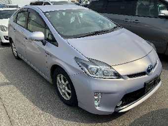 TOYOTA PRIUS 2013 Image 2