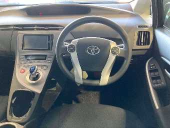 TOYOTA PRIUS 2013 Image 7