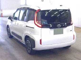 TOYOTA SIENTA 2024 Image 2