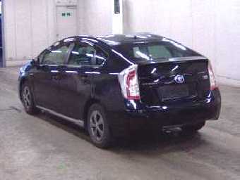 TOYOTA PRIUS 2014 Image 2