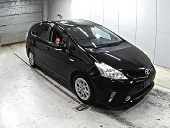 TOYOTA PRIUS ALPHA 2014 Image 3