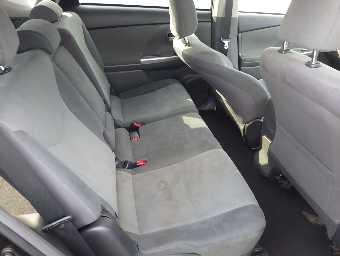 TOYOTA PRIUS ALPHA 2014 Image 15