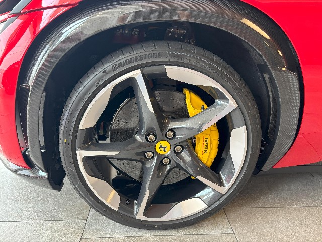FERRARI PUROSANGUE 2025 Image 19