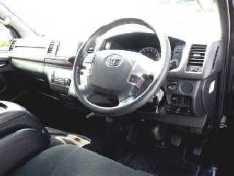 TOYOTA HIACE 2019 Image 3