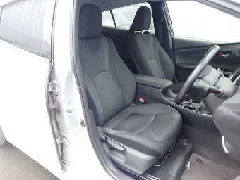 TOYOTA PRIUS 2018 Image 5