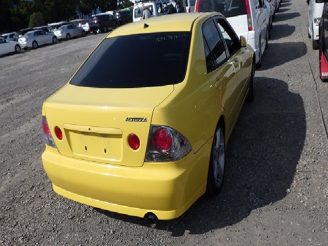 TOYOTA ALTEZZA 1998 Image 20