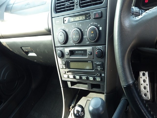 TOYOTA ALTEZZA 1998 Image 24