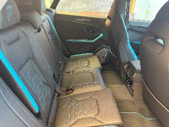 LAMBORGHINI URUS 2025 Image 27