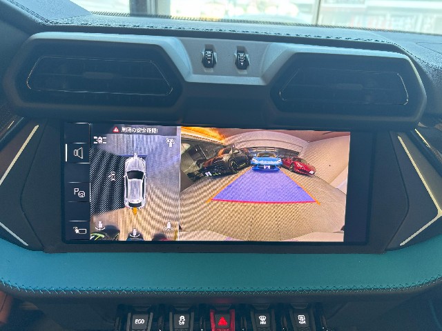 LAMBORGHINI URUS 2025 Image 41