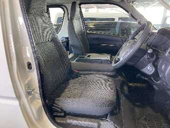 TOYOTA REGIUSACE 2017 Image 5