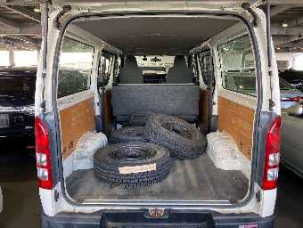 TOYOTA REGIUSACE 2017 Image 8