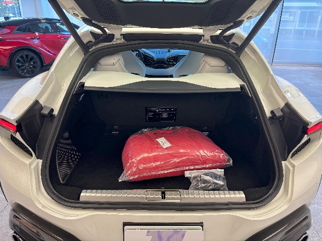 FERRARI PUROSANGUE 2025 Image 31