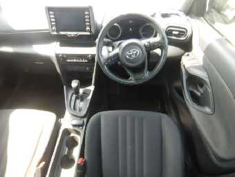 TOYOTA YARIS CROSS 2022 Image 11