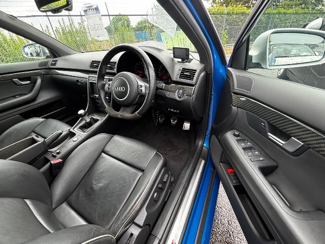 AUDI RS4 AVANT 2008 Image 19