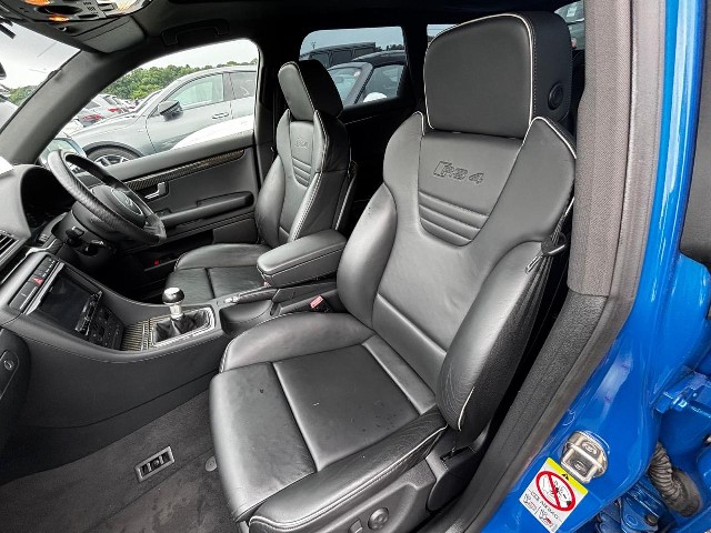 AUDI RS4 AVANT 2008 Image 25