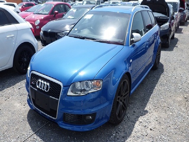 AUDI RS4 AVANT 2008 Image 32