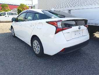 TOYOTA PRIUS 2020 Image 4