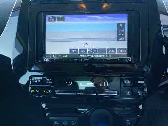 TOYOTA PRIUS 2020 Image 10