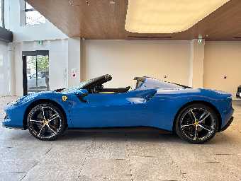 FERRARI 296GTS 2023 Image 8