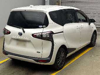 TOYOTA SIENTA 2017 Image 2